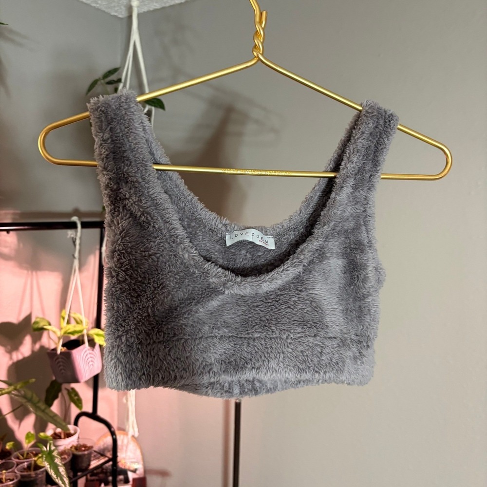Love Poem Crop Top Women S Grey Fuzzy Sherpa Scoop Neck Sleeveless  Loungewear - Picture 2 of 7